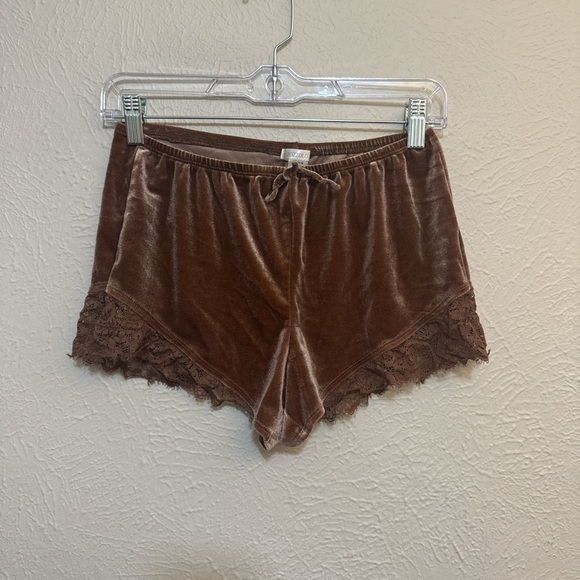 Brown Lace Trim Velvet Cami Top and Shorts Set - Picture 5 of 6